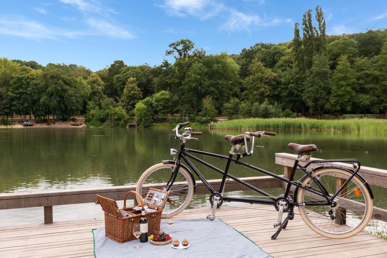 Les Etangs De Corot Hotel Ville-dʼAvray Екстериор снимка