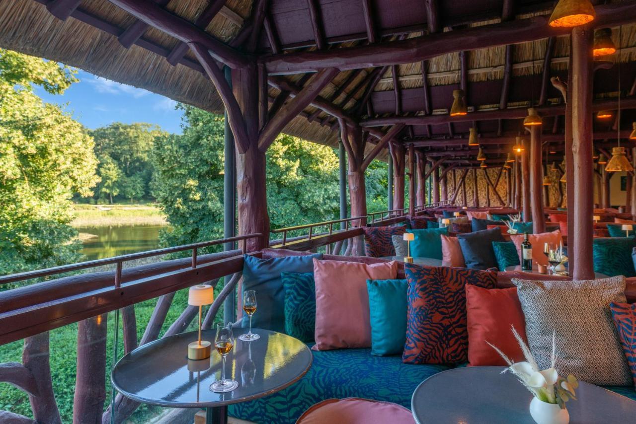 Les Etangs De Corot Hotel Ville-dʼAvray Екстериор снимка